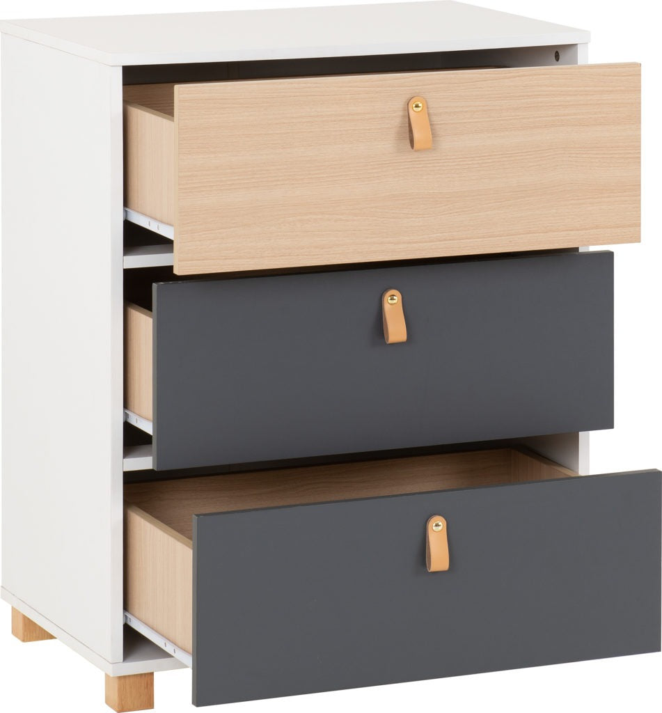 Brooklyn-3-drawer-chest-open