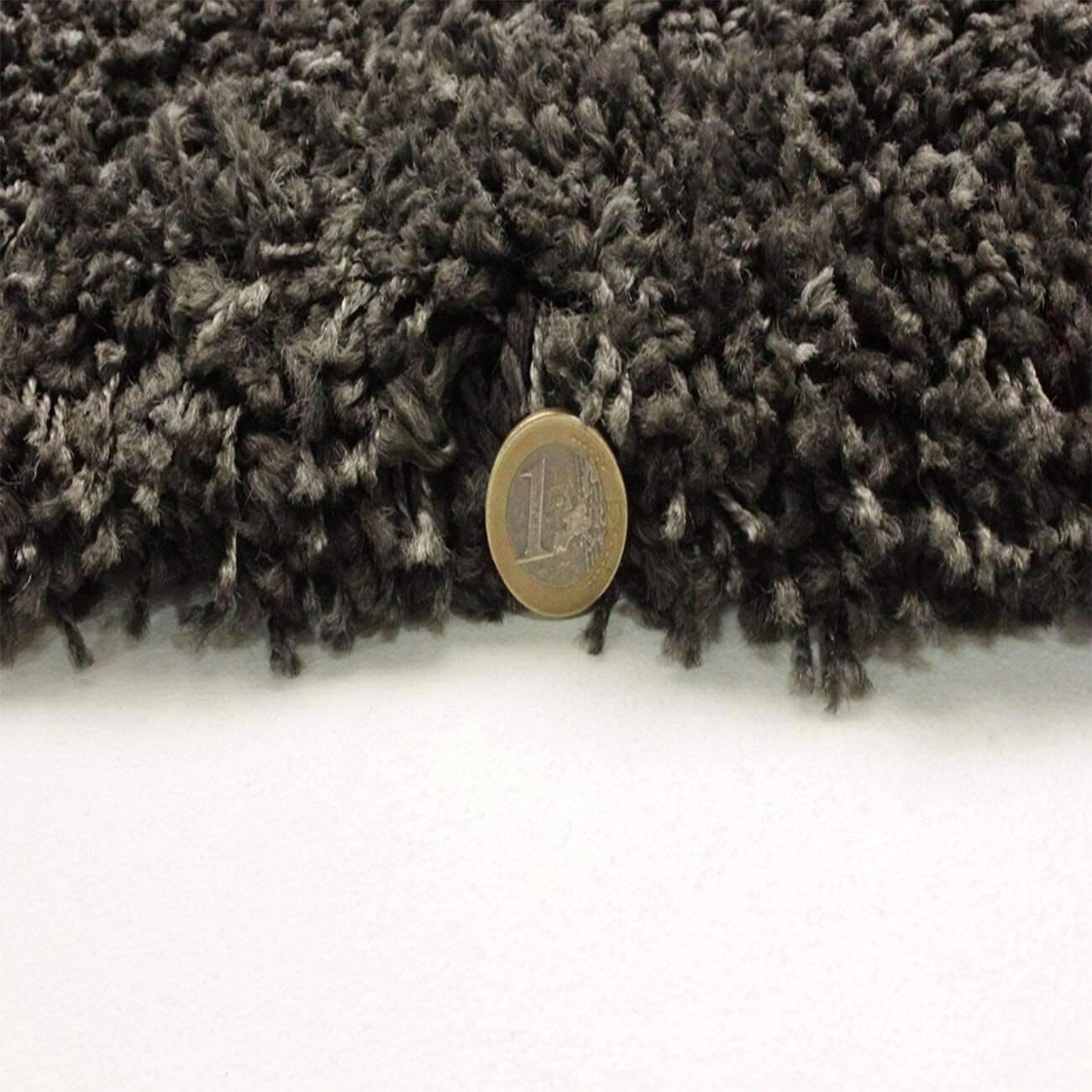 Charcoal-rug-room-set-thickness