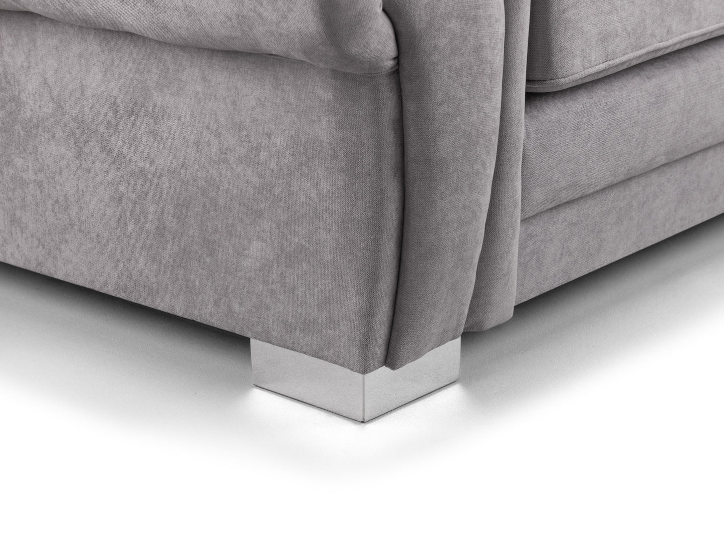 verona-scatterback-chair-feet