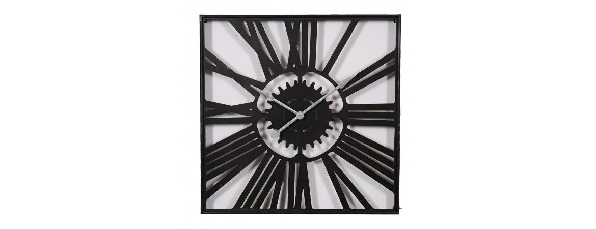 square-metal-clock-with-lights