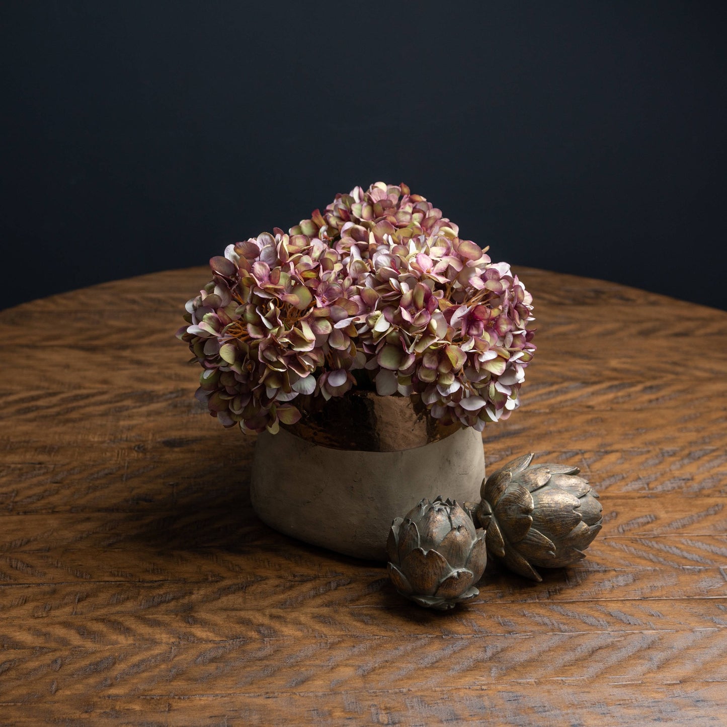 Autumn-burgundy-hydrangea-arrangement