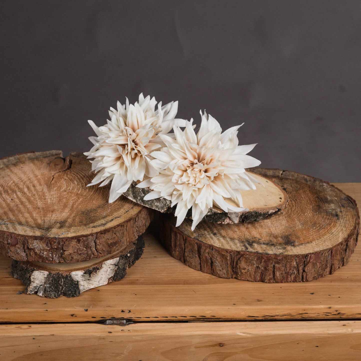 Café-au-lait-flower-display-inspirations