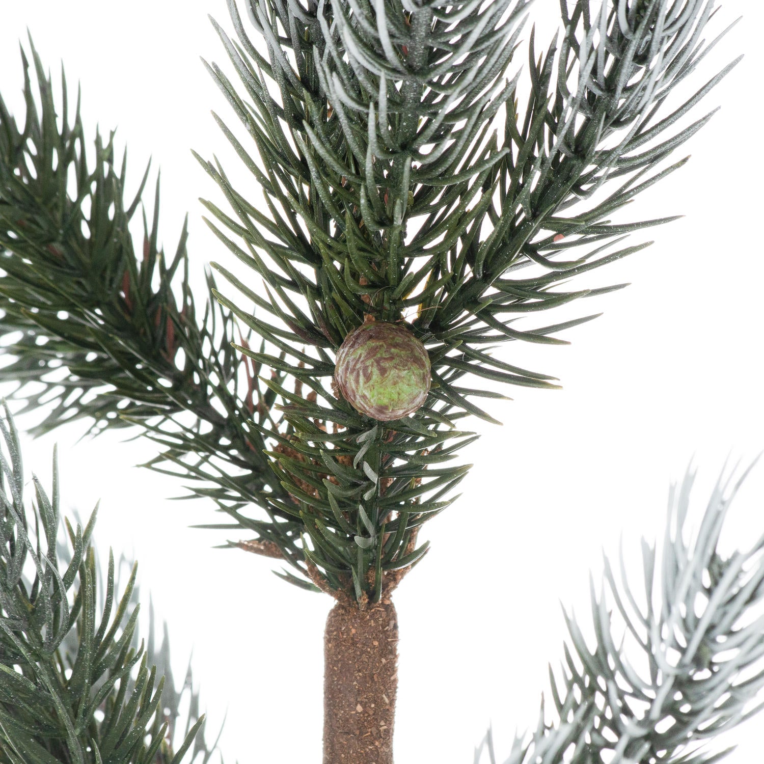 Christmas-fir-tree-in-stone-pot-detail