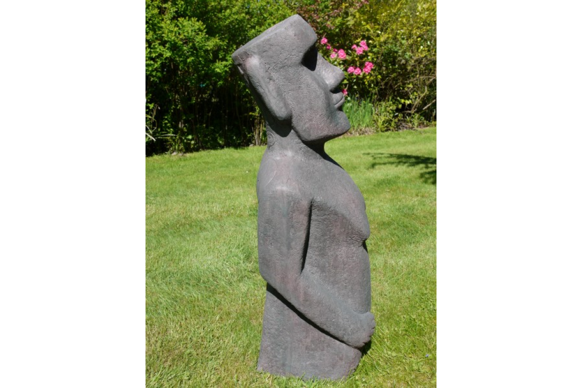 Large-Easter-Island-man-garden-sculpture-side