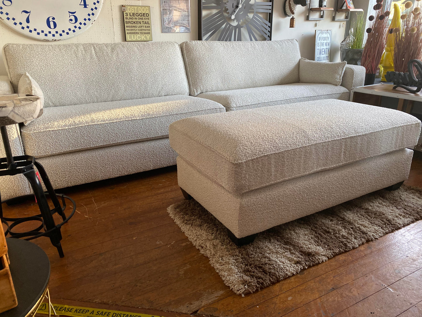 Boucle-sofa-footstool