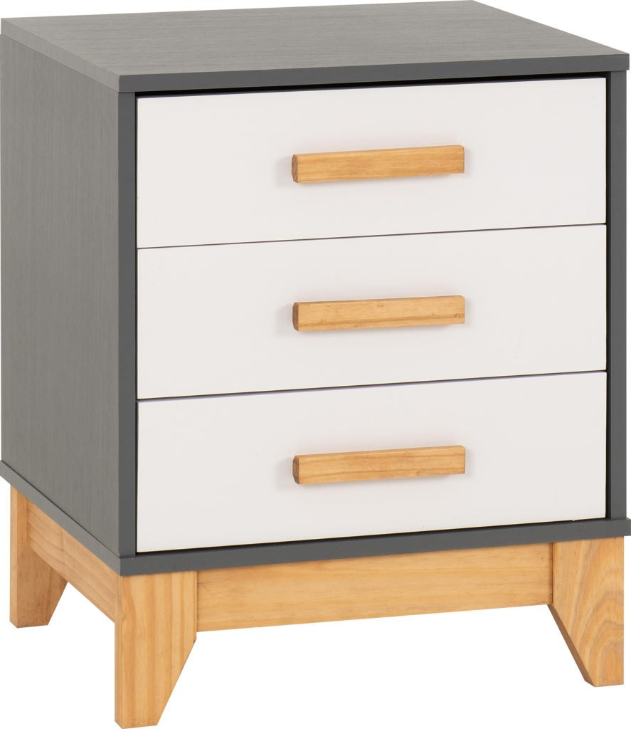 Cleveland-3-drawer-bedside