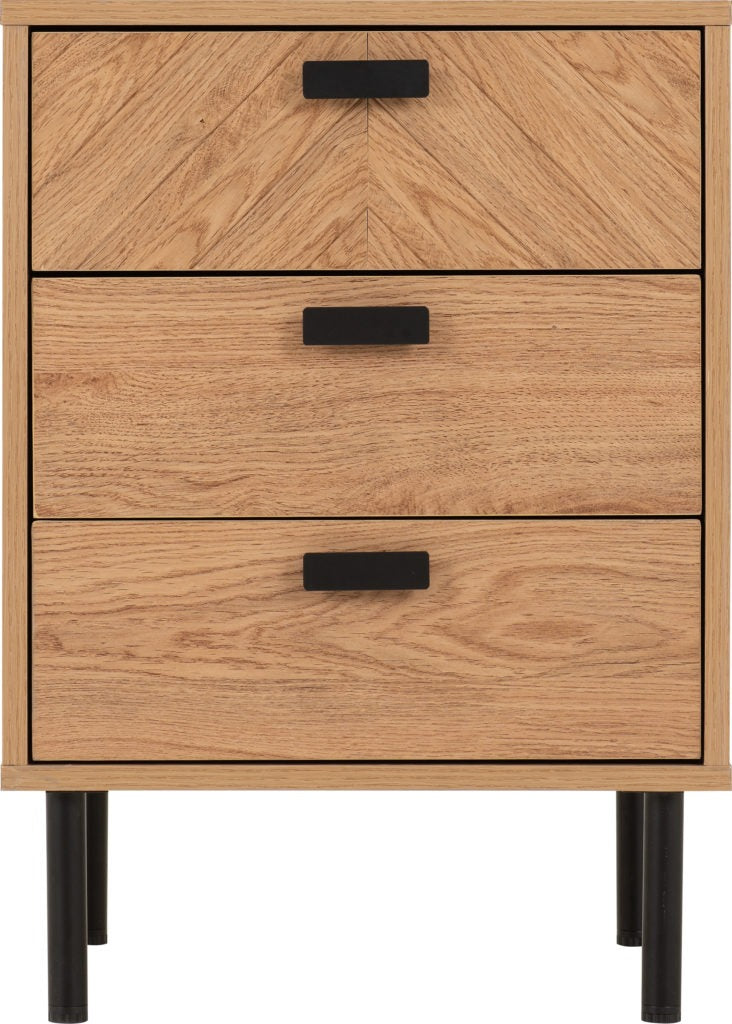 Leon-3-drawer-bedside-front