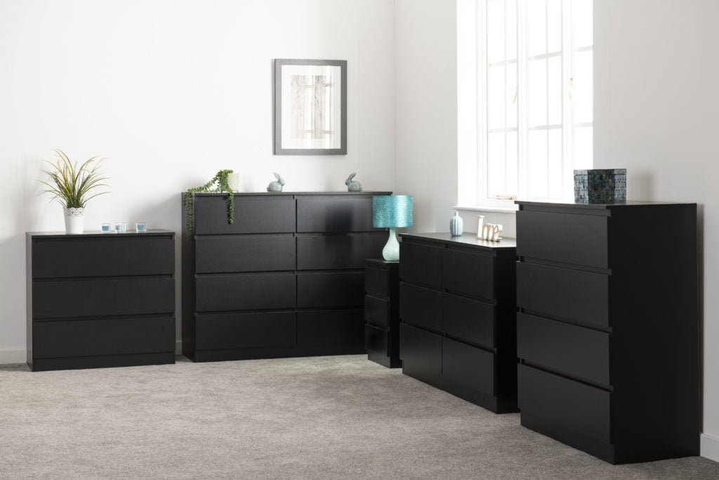 Malvern-3-drawer-chest-black-room-set