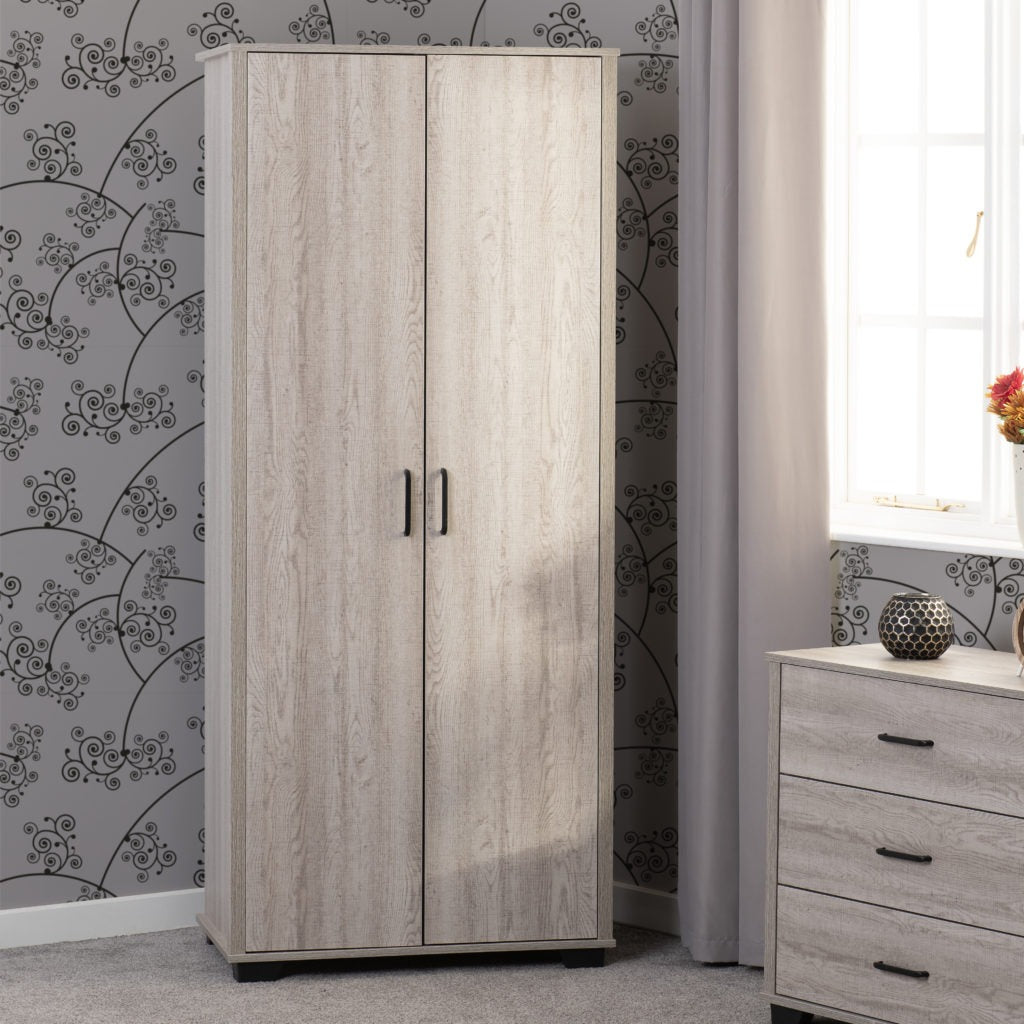 Oliver-2-door-wardrobe-display