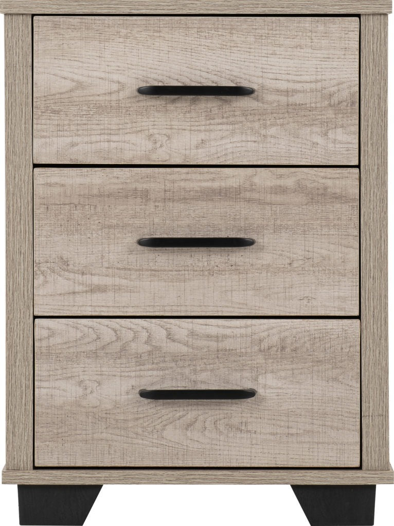 Oliver-3-drawer-bedside-front