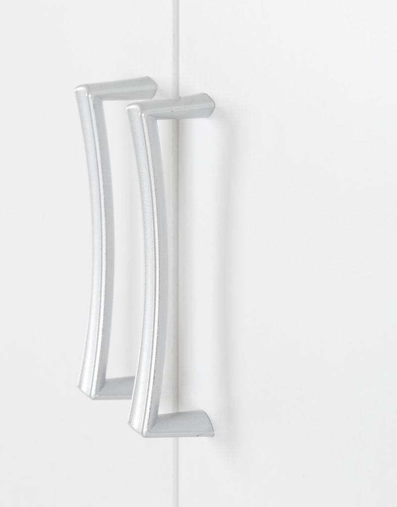 Polar-bedroom-set-handles