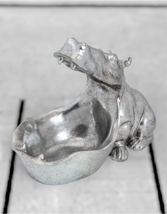 Silver-hungry-hippo-bowl-detail