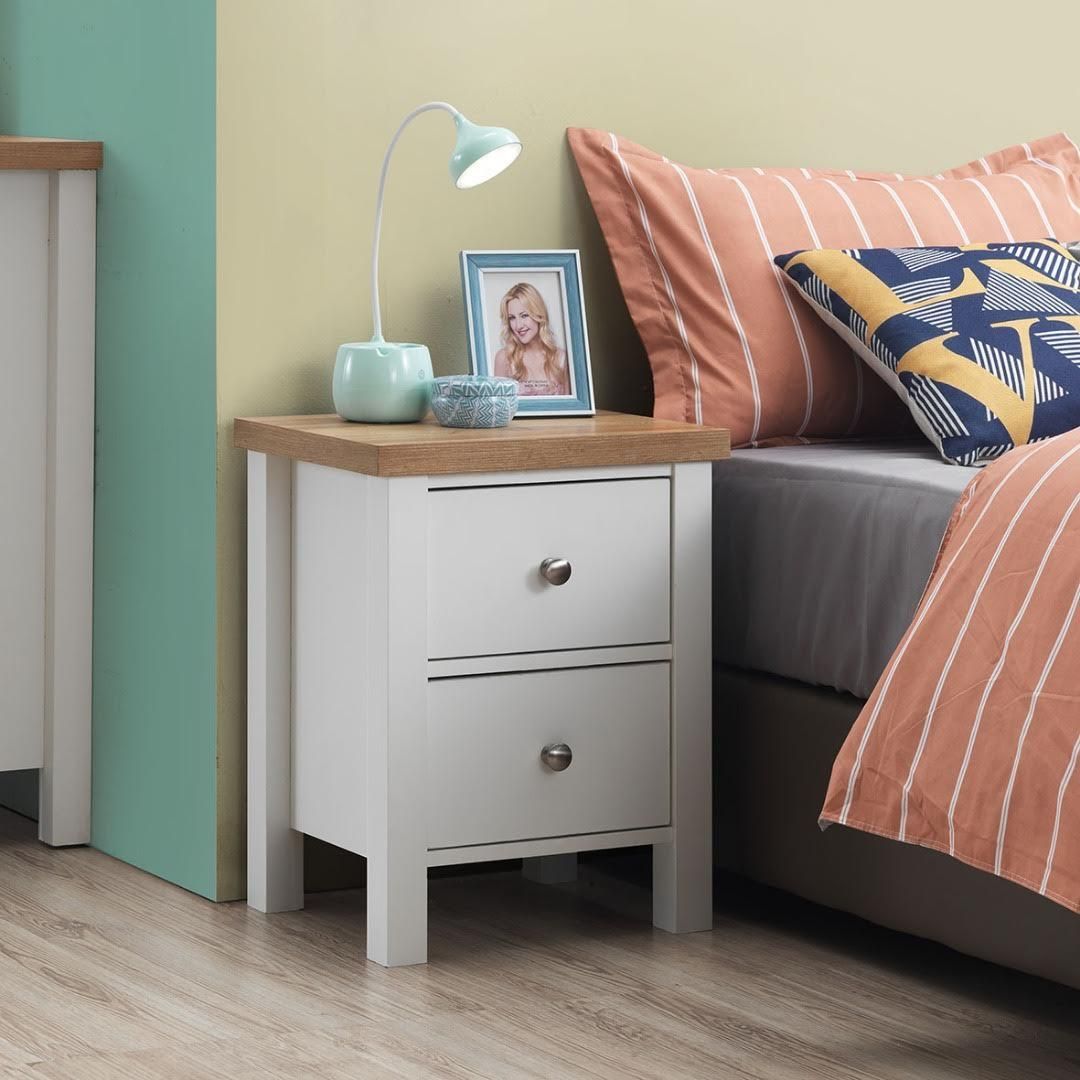 Astbury-3-piece-set-3-drawer-chest-bedside-room-set