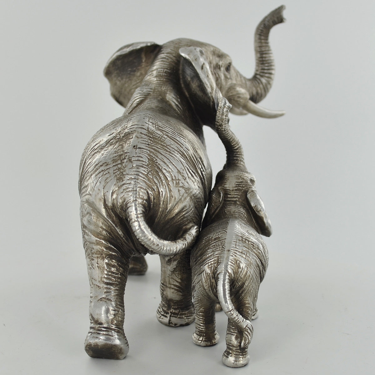 elephant-and-baby-ornament-back