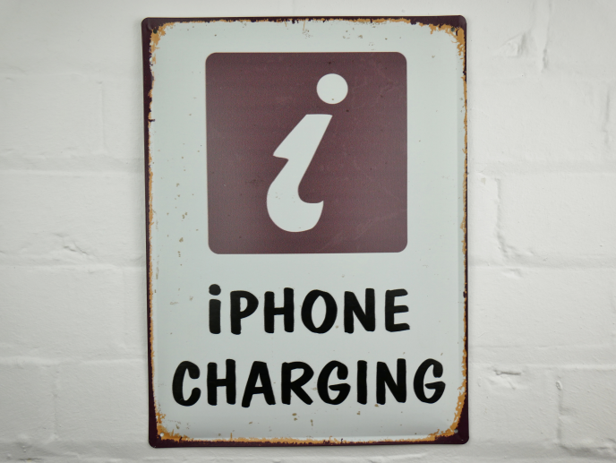 metal-sign-iPhone-charging-front