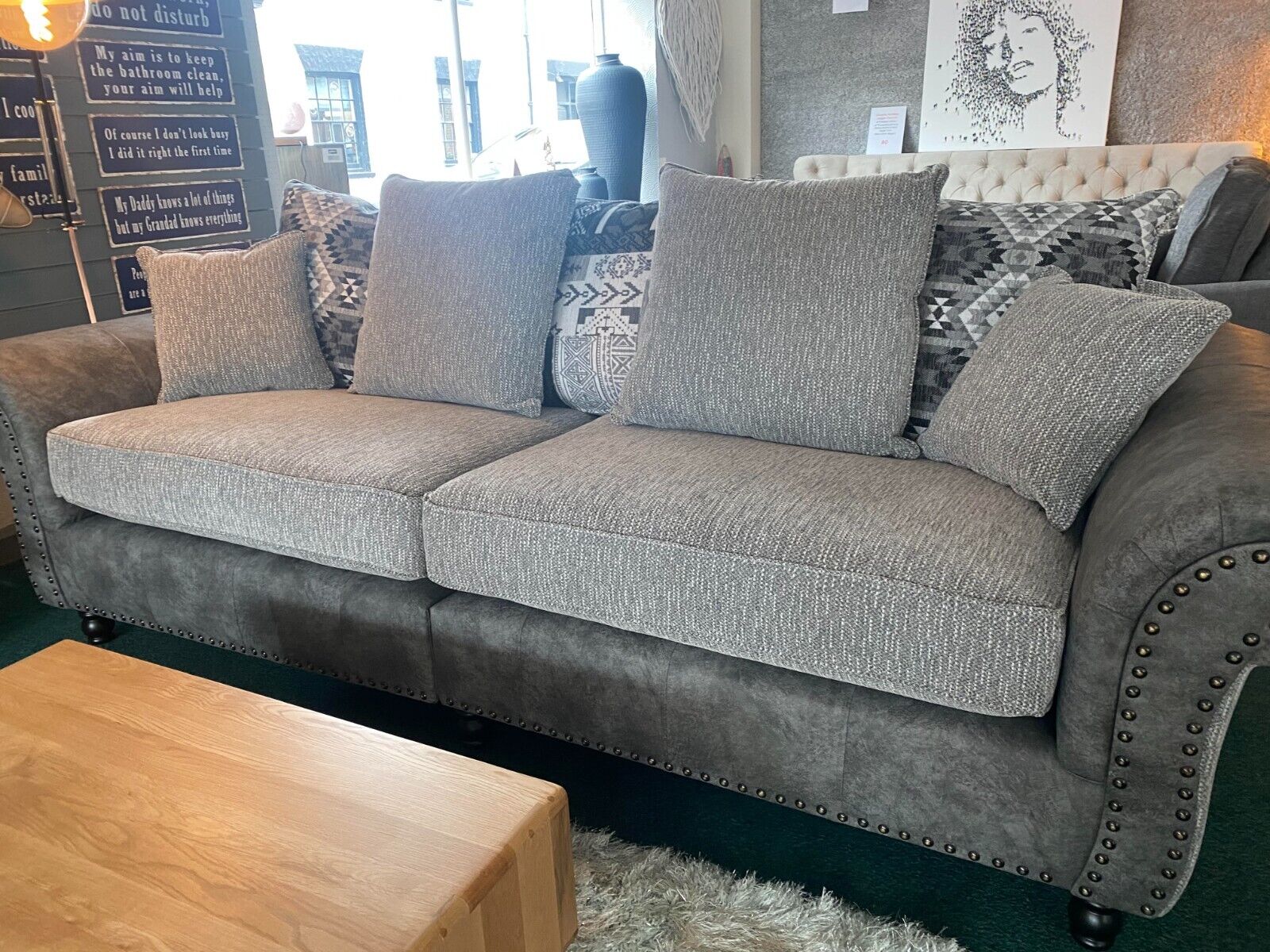 kenya-4-seater-sofa-front