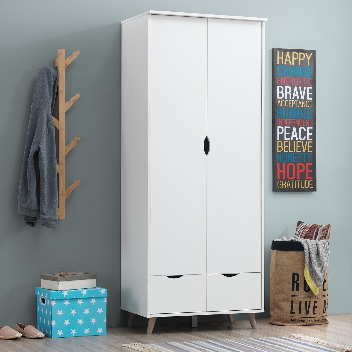 Pulford-bedroom-set-wardrobe-room-set