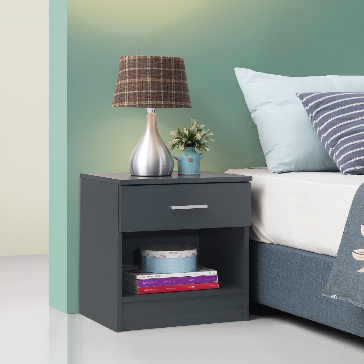 Rio-bedside-grey-room-set